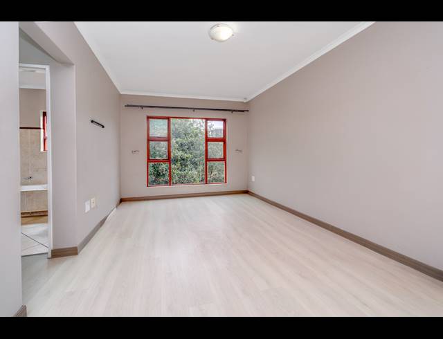 3 BEDROOM SECTIONAL TITLE FOR SALE IN BRYANSTON